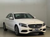 Mercedes-Benz C 180 Avantgarde Navi AHK LED Teilleder - Mercedes-Benz C 180 mit Benzin-Antrieb: Limousine, Schaltgetriebe