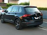 Volkswagen Tiguan 2.0 TDI SCR DSG 4MOTION Comfortline  - VW Tiguan von privat