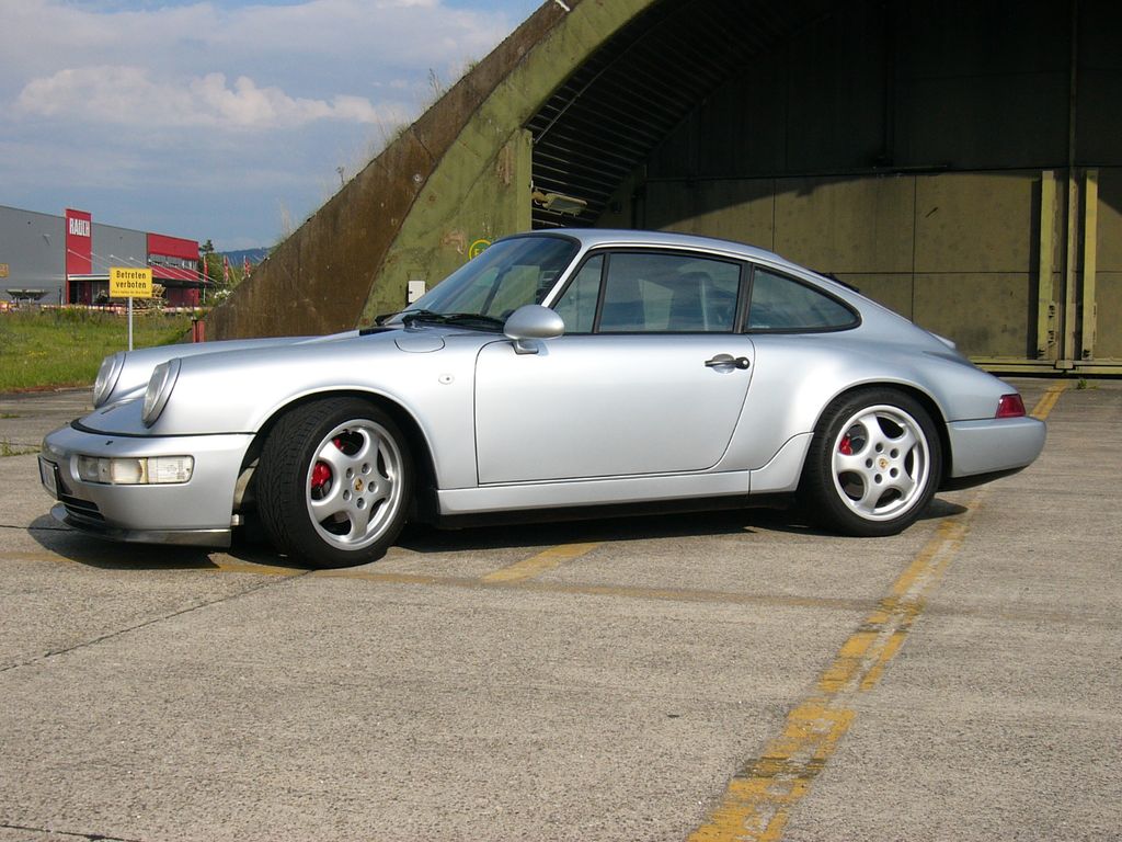 Porsche 964