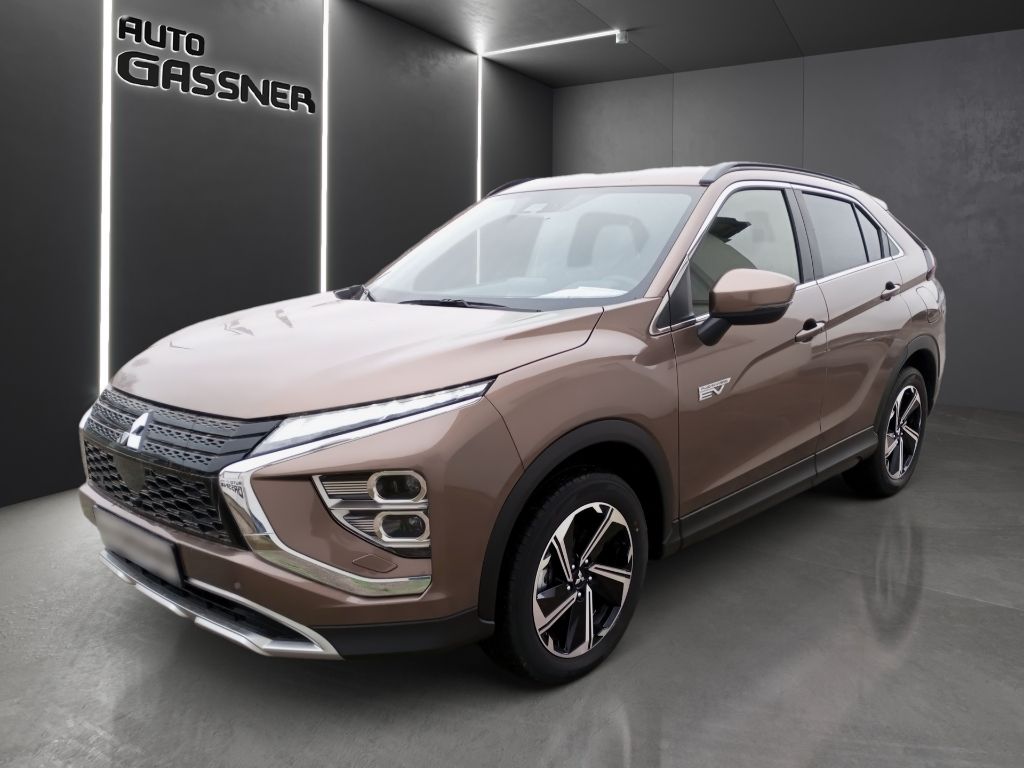 Fahrzeugabbildung Mitsubishi Eclipse Cross Plug-in Hybrid PLUS 2.4 MIVEC 4WD
