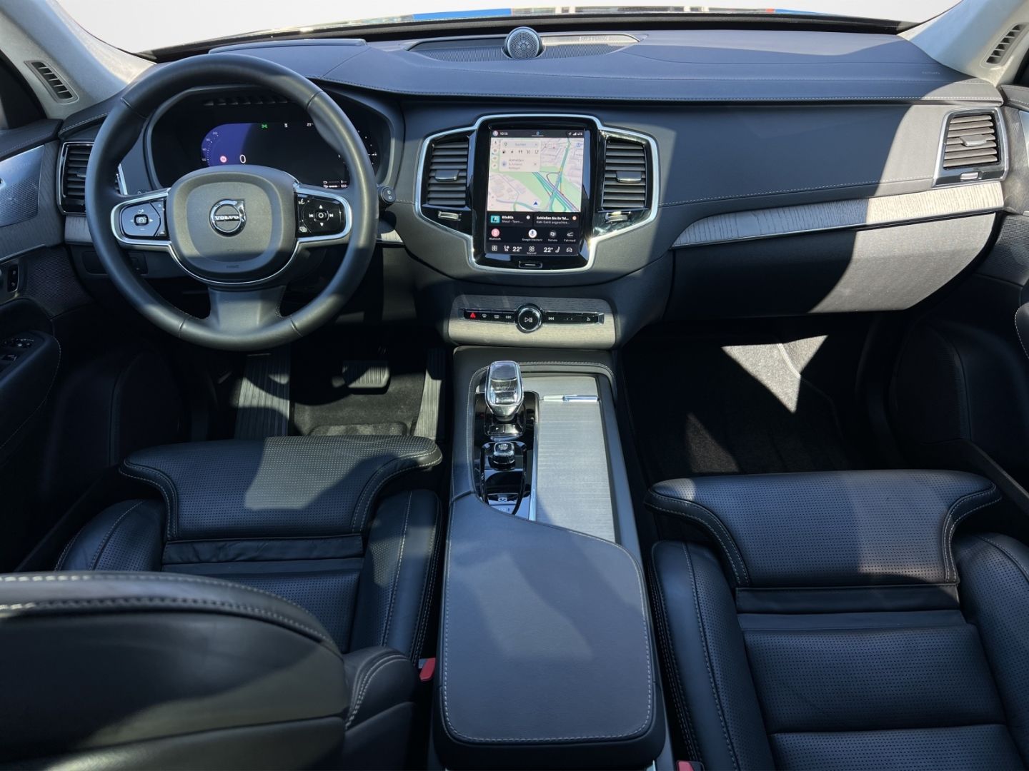 Volvo XC90 Ultra Dark Recharge Plug-In AWD 7-Sitzer foto 18
