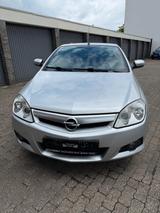 Opel Tigra Twin Top Enjoy - Opel Tigra Enjoy mit Benzin-Antrieb