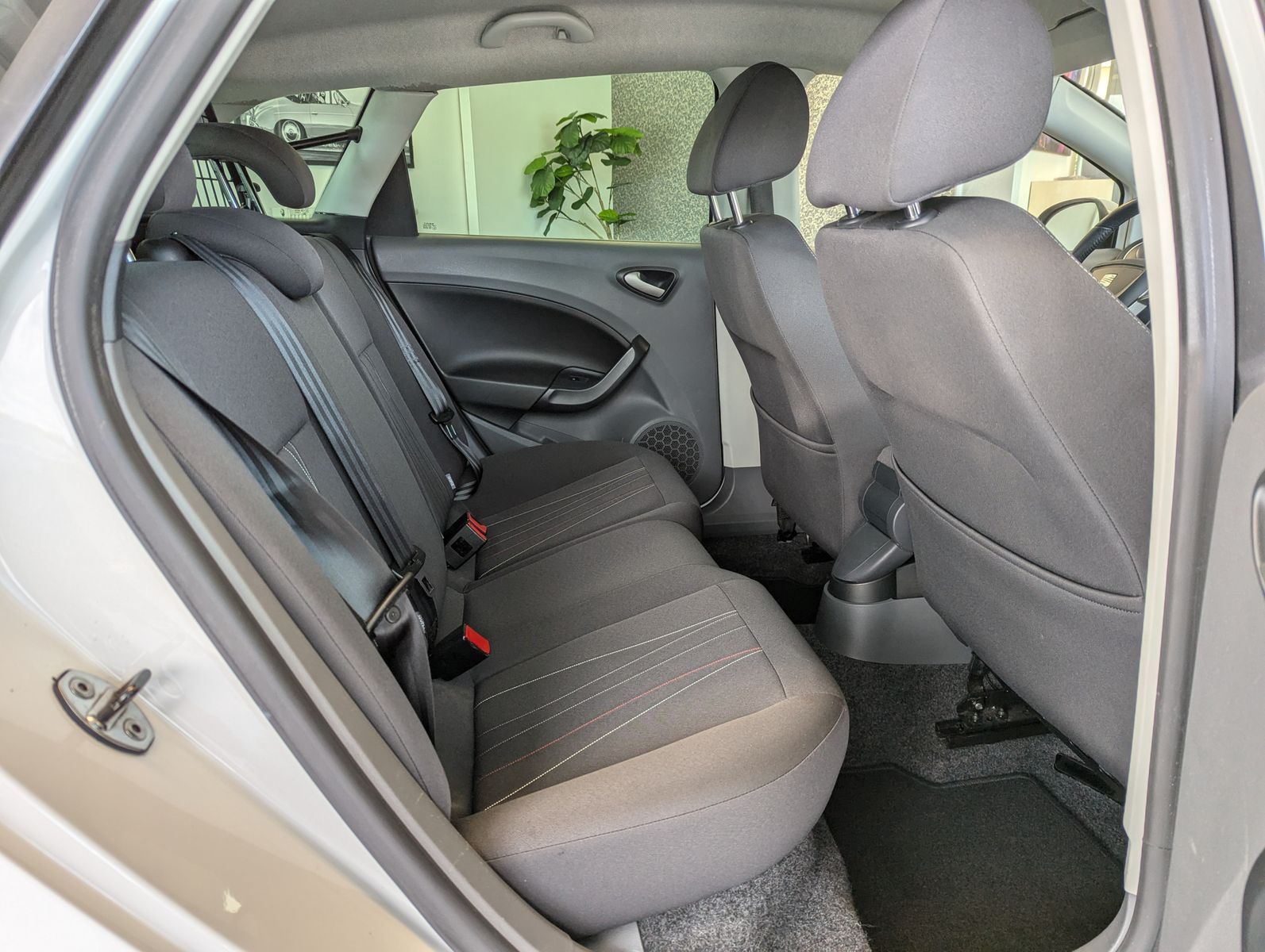 SEAT Ibiza 1.2 TSI Copa Winter-Paket Sitzheizung PDC - Image 16