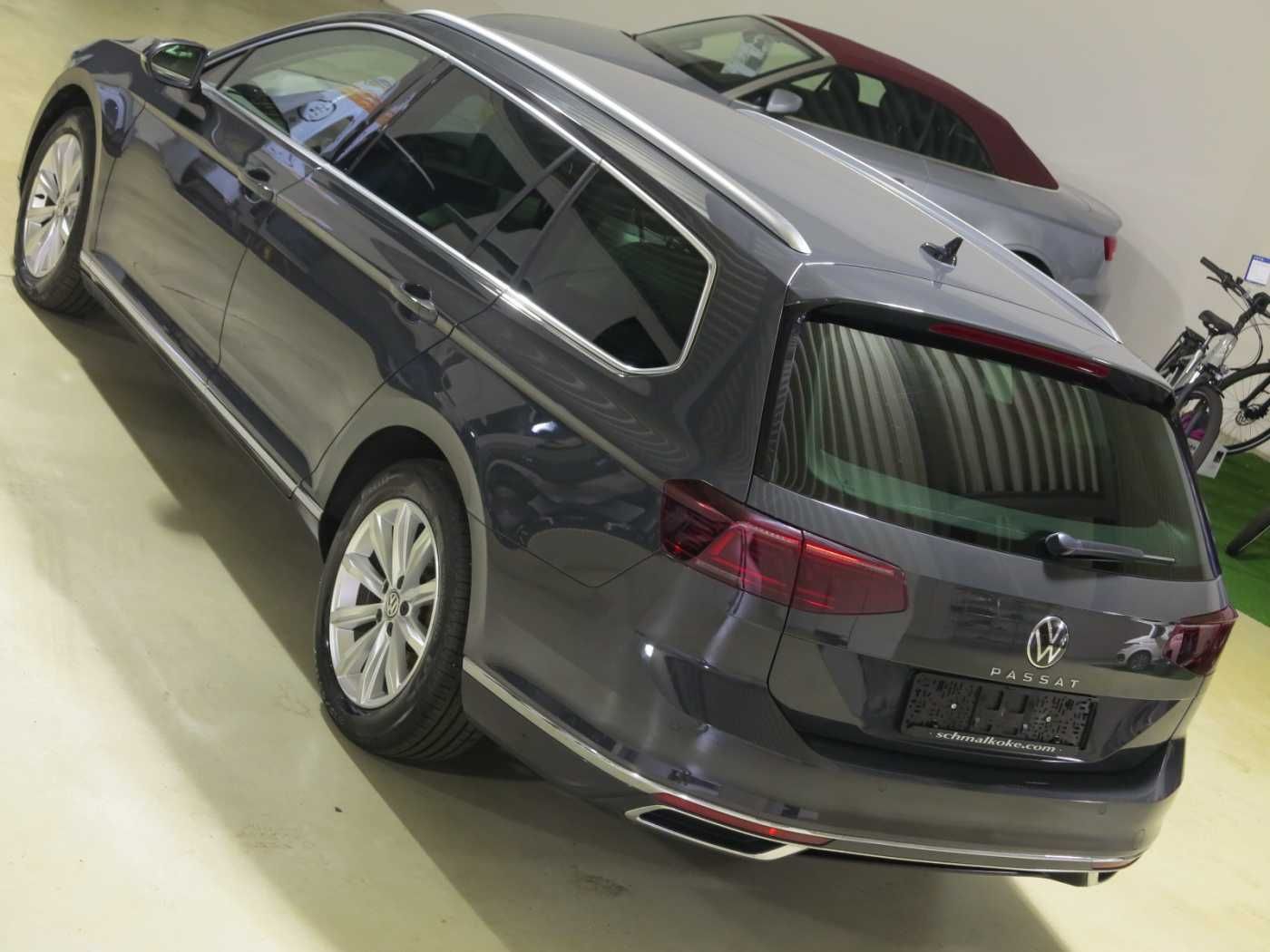 VW Passat Variant