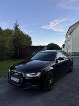 Audi A4 B8 2.0 TFSI Quattro 224 PS Benzin/LPG - Audi A4 mit Benzin-Antrieb: Limousine, 2.8