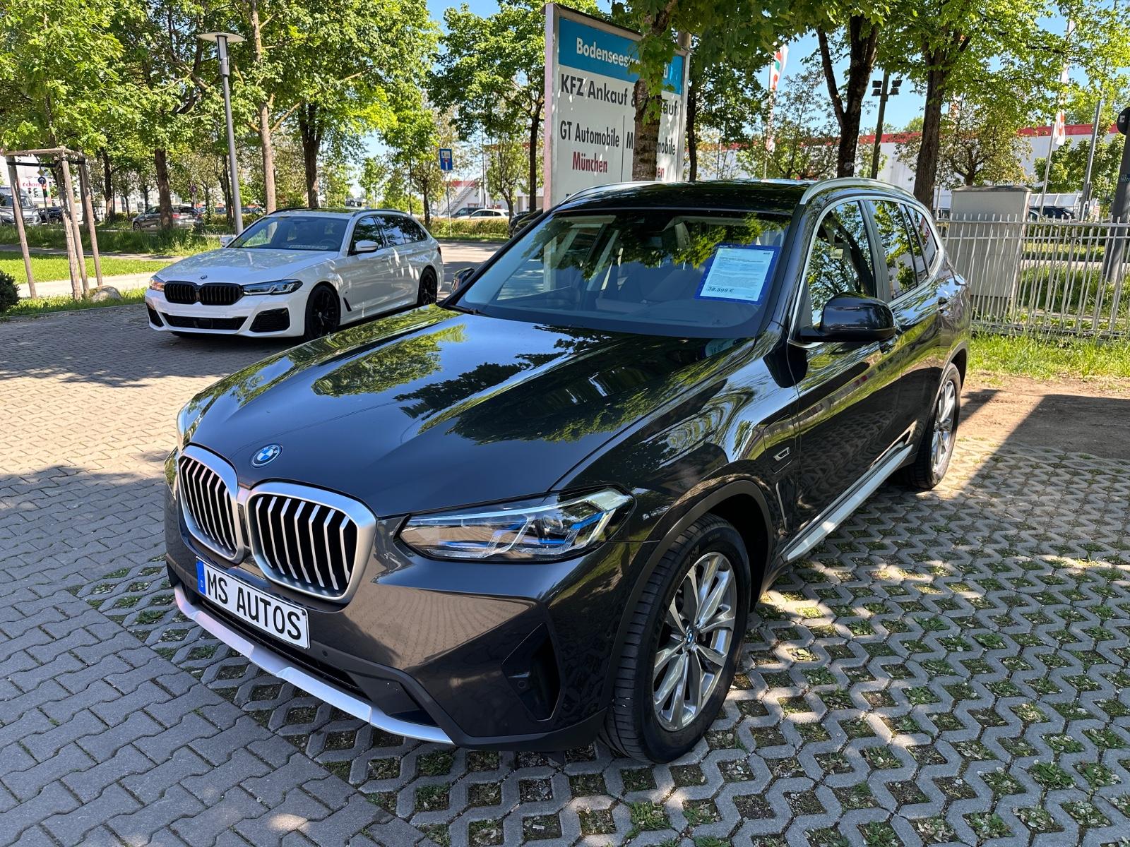 BMW X3 xD30e Laser*Pano*Keyless*Head-Up*Kamera