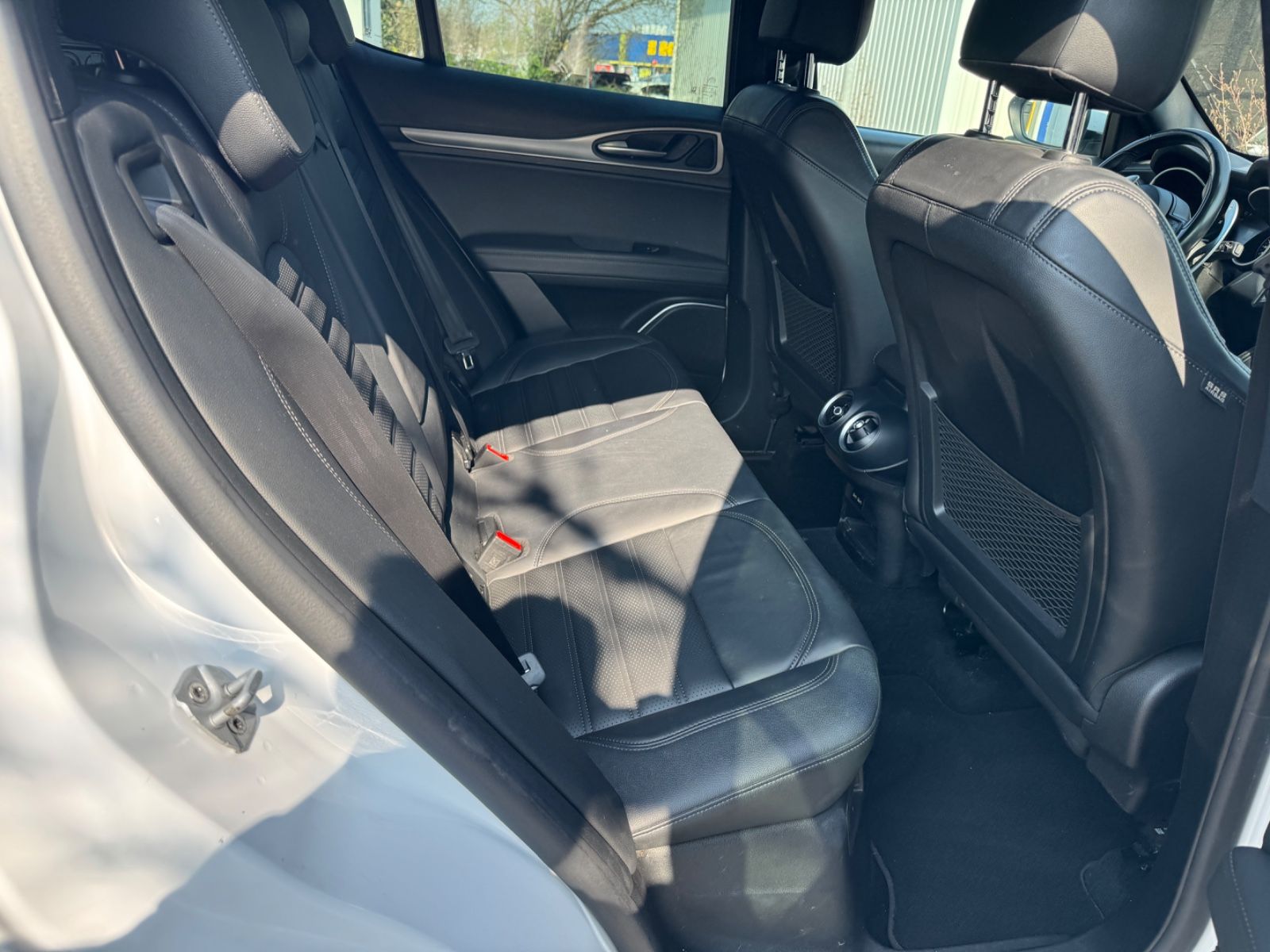 Fahrzeugabbildung Alfa Romeo Stelvio Veloce Q4 Panorama+Leder+LED+Navi+Kamera