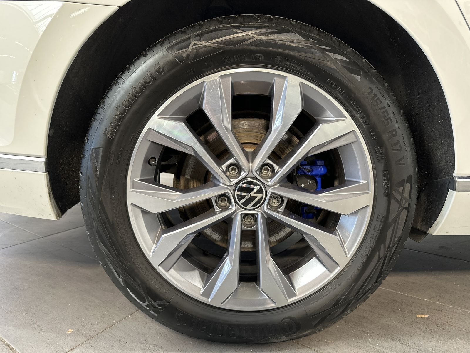 Fahrzeugabbildung Volkswagen Passat Variant GTE 1.4 TSI DSG NAV+LED+PANO+KAM