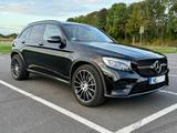 Mercedes-Benz GLC 43 AMG Mercedes-AMG GLC 43 4MATIC Autom.... - Mercedes-Benz GLC 43 AMG von privat