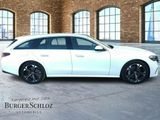Mercedes-Benz E 300 e T-Modell Avantgarde Pano SpurW ACC PDC - Mercedes-Benz E 300 aus 2023