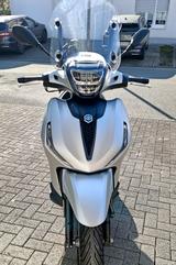 Piaggio Beverly 400S HPE, EZ 2024, E5, Tüv neu, Zubehör - Piaggio Motorräder in Wuppertal