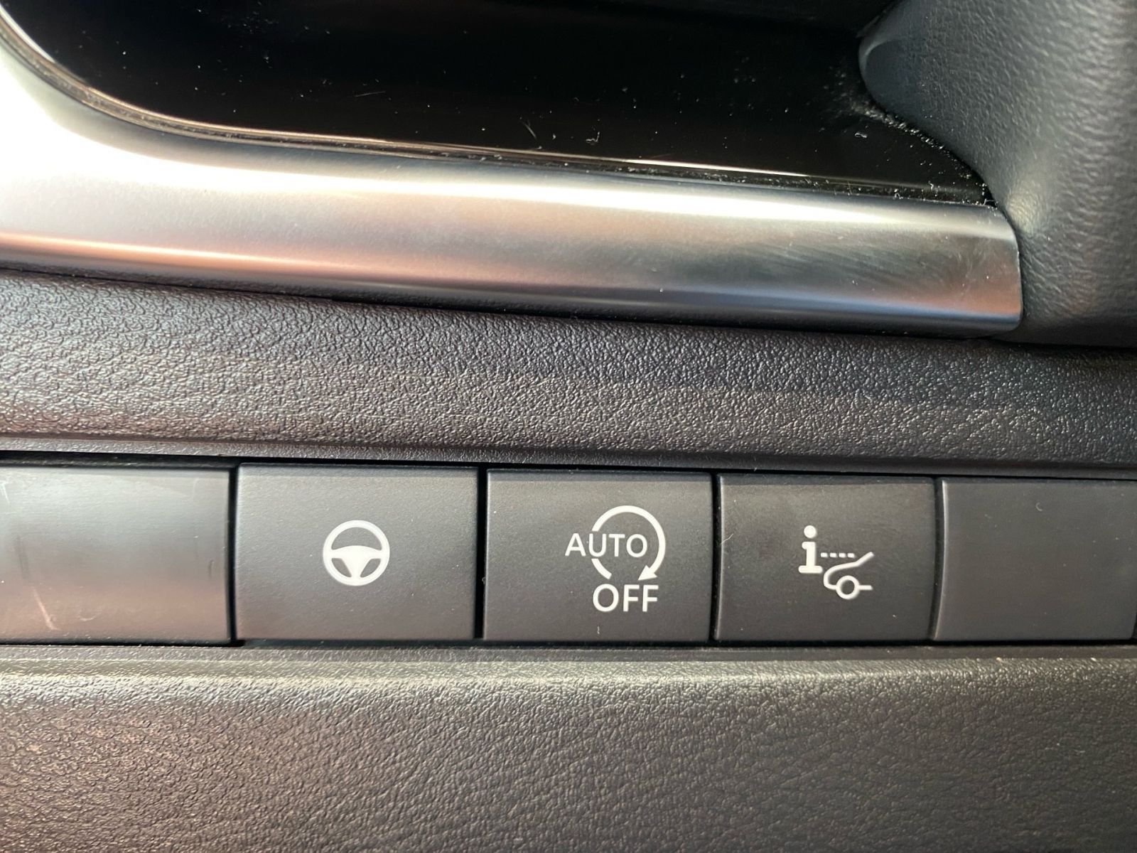Fahrzeugabbildung Nissan Qashqai 1.3 DIG-T Automatik N-Connecta *AHK*