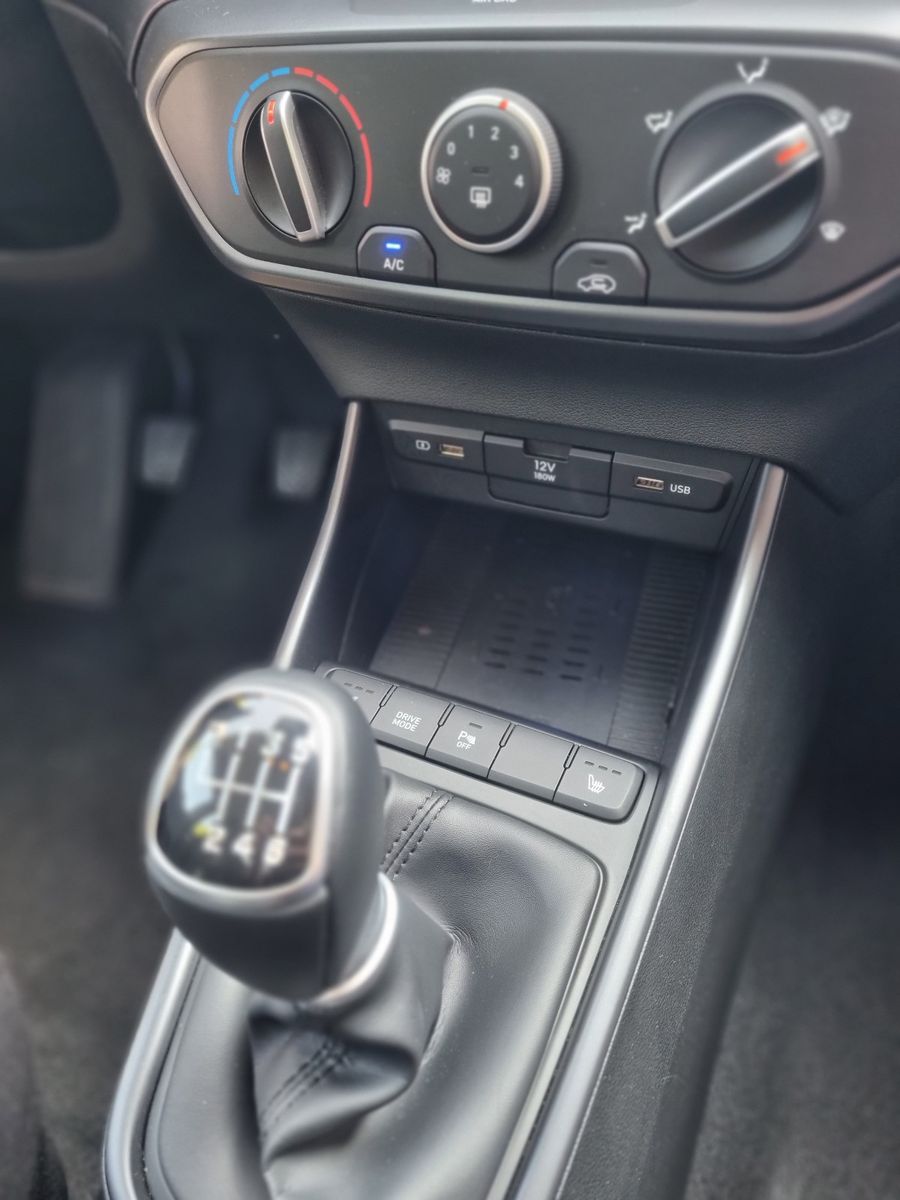 Fahrzeugabbildung Hyundai i20 1.0 T-GDI Trend KLIMA SHZ RFK