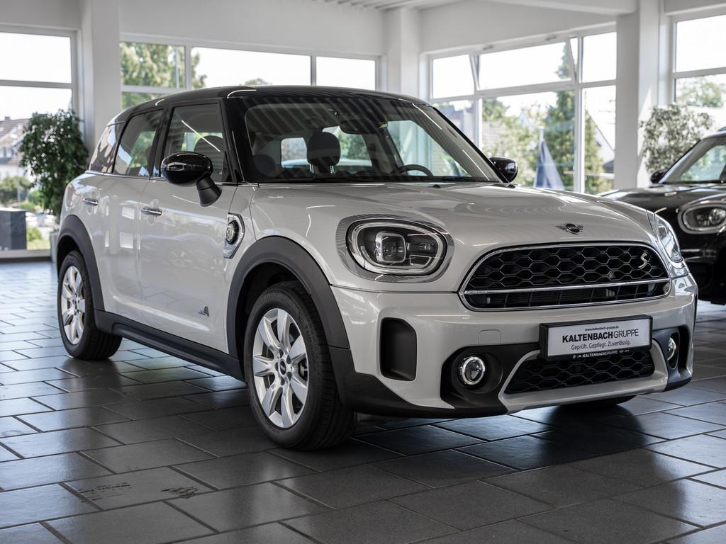 MINI Countryman Cooper SE ALL4 Classic Trim LED NAVI