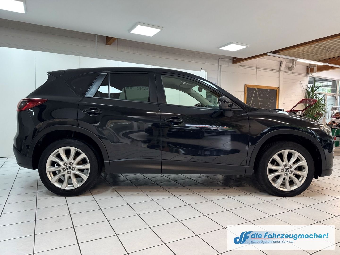 Fahrzeugabbildung Mazda CX-5 Sports-Line AWD 4x4 AUTOMATIK 2.2 SKYACTIV-