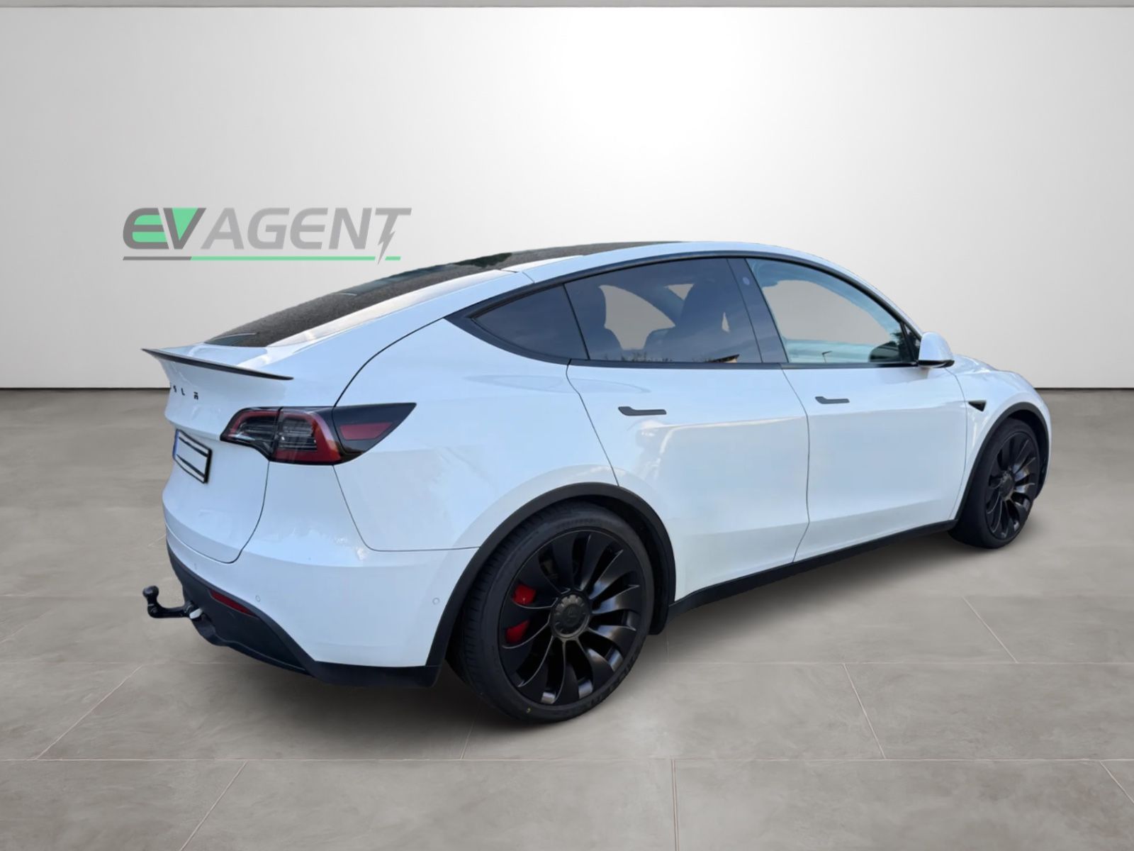 Tesla Model Y Performance AWD Ryzen Tow Hitch AHK VAT imagem 3