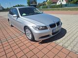 BMW e90 320i, Top Zustand 49000 Kilometer,... - BMW 320 mit Benzin-Antrieb: Limousine, E90 320i
