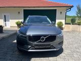 Volvo XC60 D4 Momentum Pro Autom., Leder, 1. Hand - Volvo in Landshut