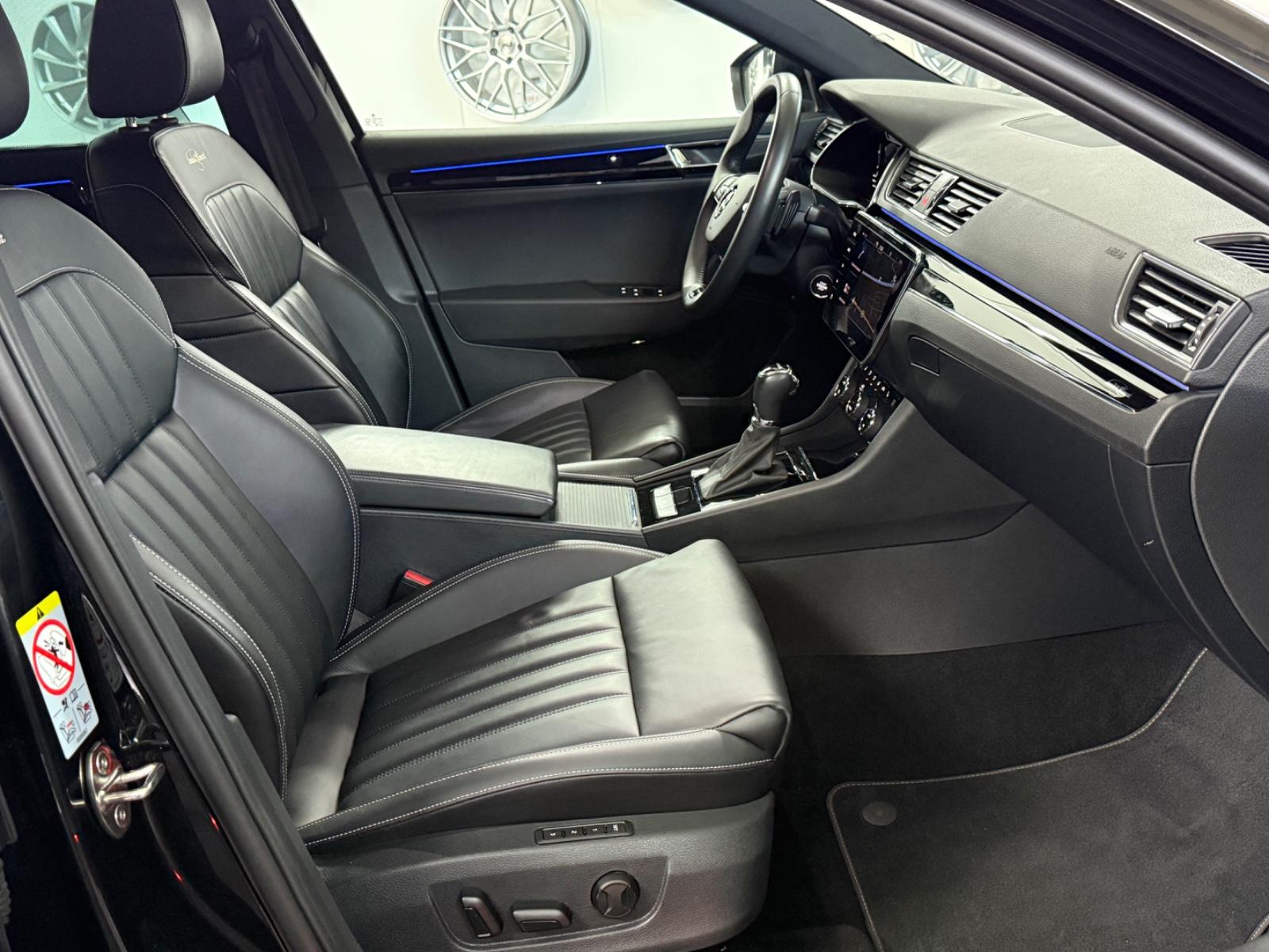 Skoda Superb Combi L&K 2.0 TDI MATRIX*LEDER*CANTON*ACC