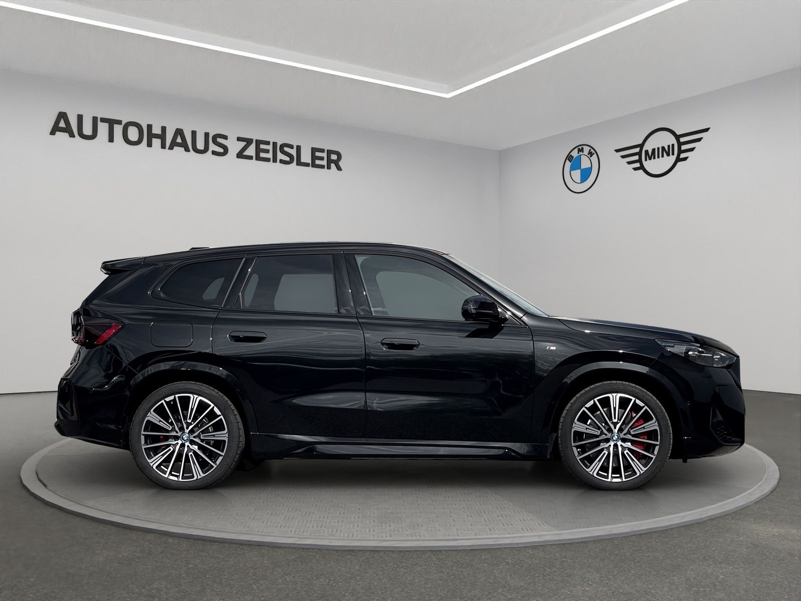 BMW iX1 xDrive30 M SPORTPAKET PRO Head-Up AHK PanoDa foto 3
