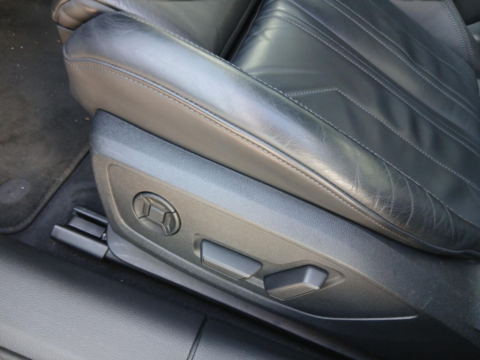 Audi A6 - Bild 13