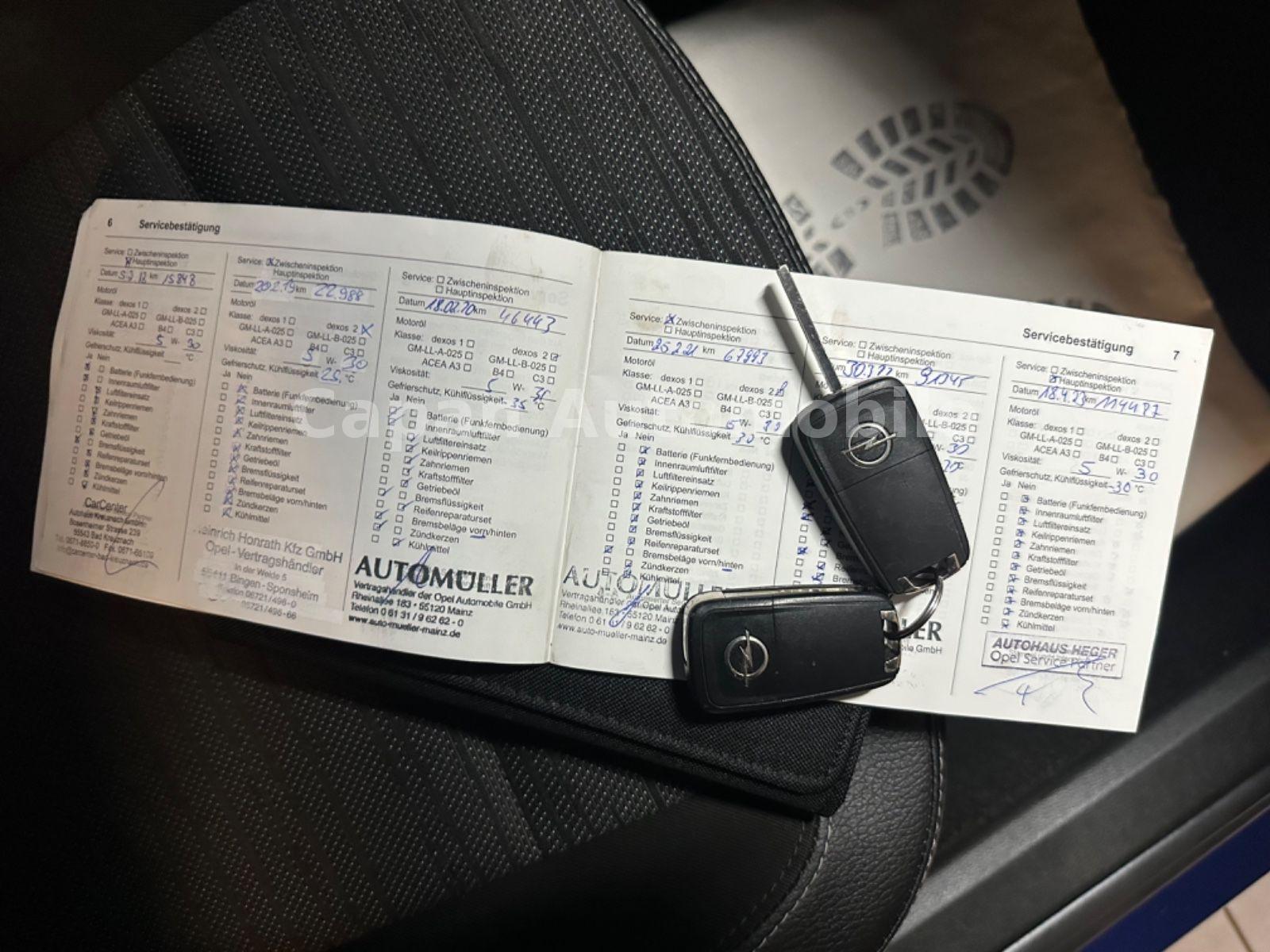 Opel Astra 2015 — photo 10
