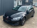 Volkswagen Golf VII Lim. Comfortline Navi - mit Benzin-Antrieb: Teilleder, Limousine, mit Klimaautomatik