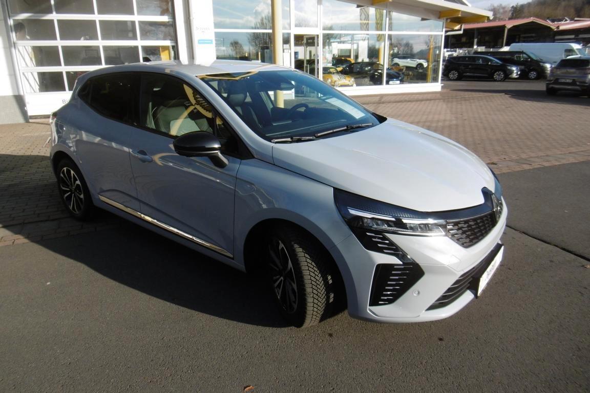 Renault Clio Techno TCe 90+Winter+360°Kamera+GJR+Navi+Me