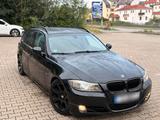 BMW E91 320D FACELIFT - BMW 3er-Reihe E91 mit Facelift