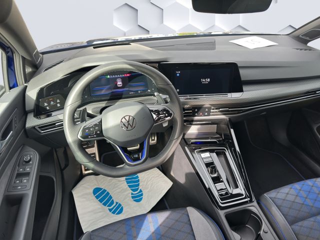 Golf R VIII 2.0 TSI 4Motion DSG 235kW LED PanoSc