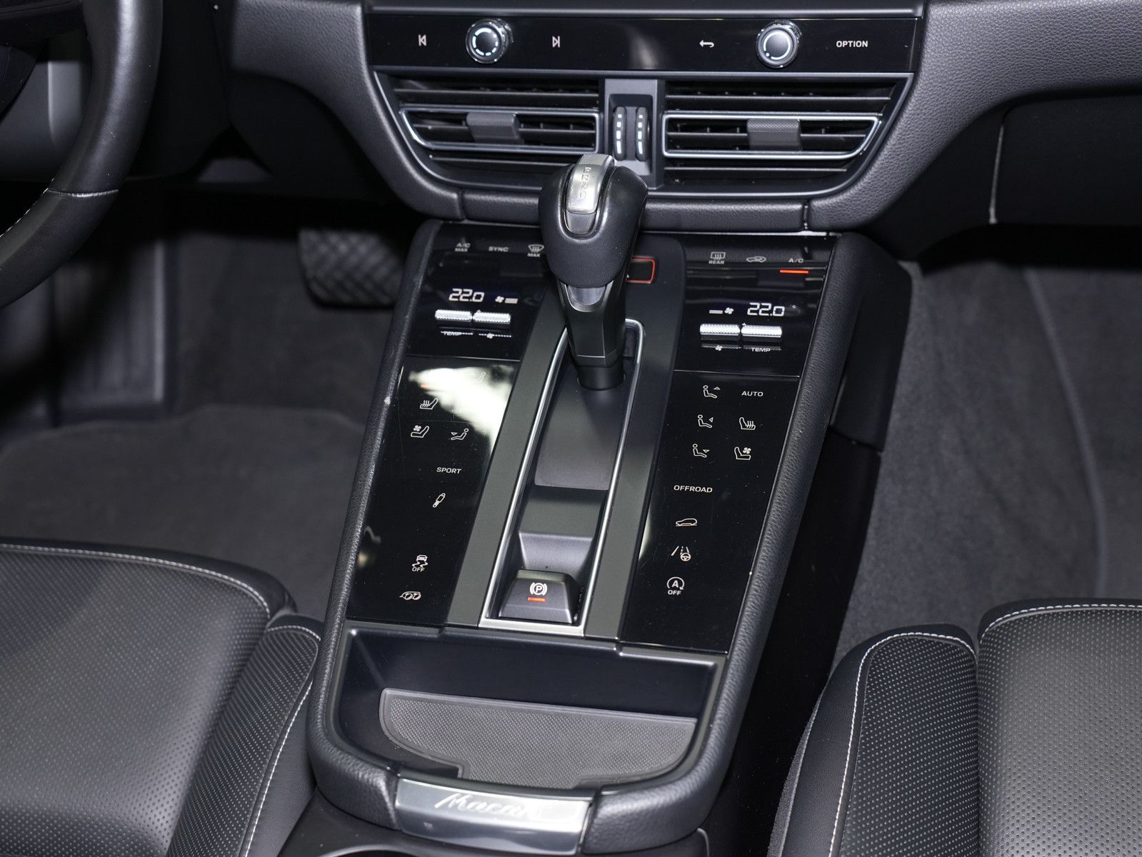 Fahrzeugabbildung Porsche Macan S -Pano|ACC|PASM|Sport-AGA|360°|PDLS+