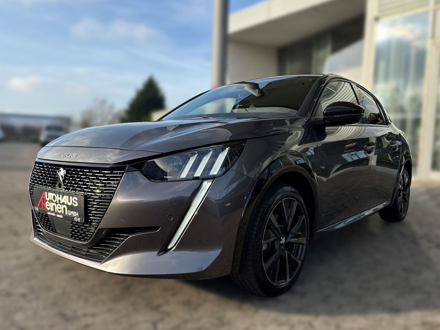 Fahrzeugabbildung Peugeot 208 GT 1.2 PureTech 100 Navi LED ACC Klimaautom