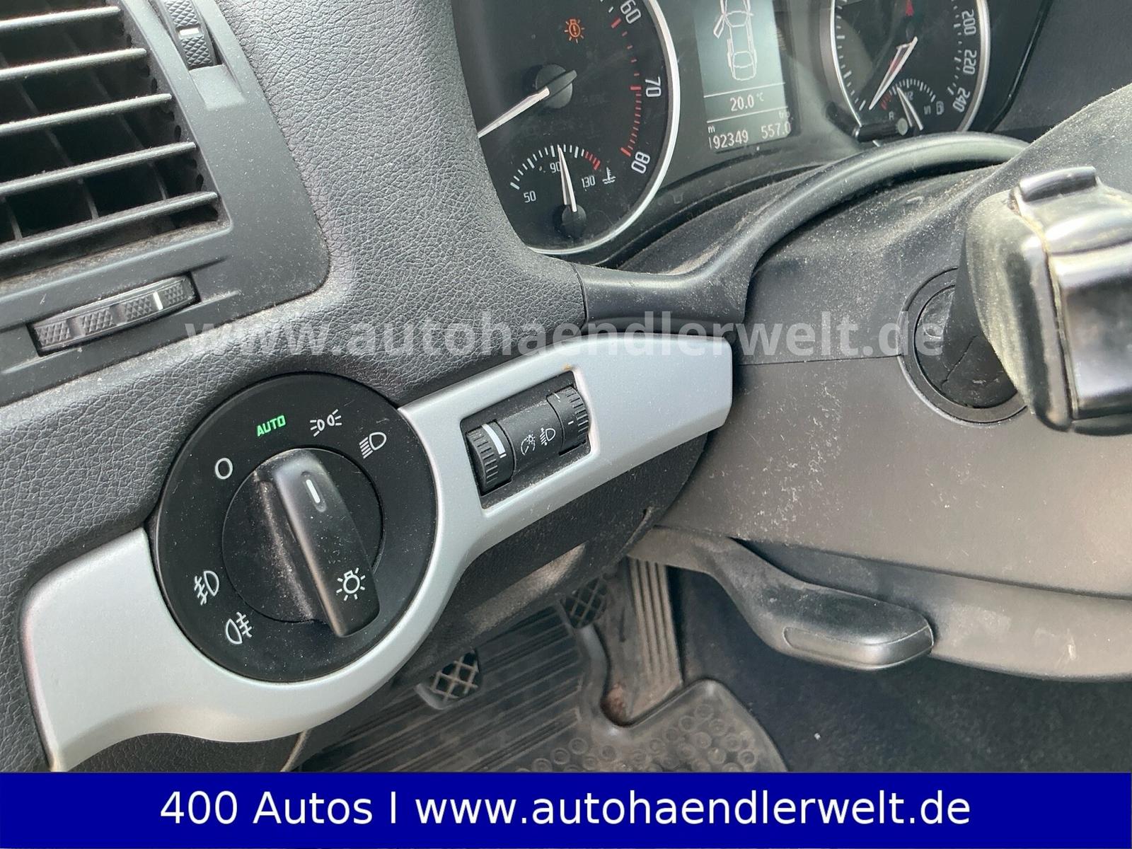 Skoda Octavia 2010 — photo 15