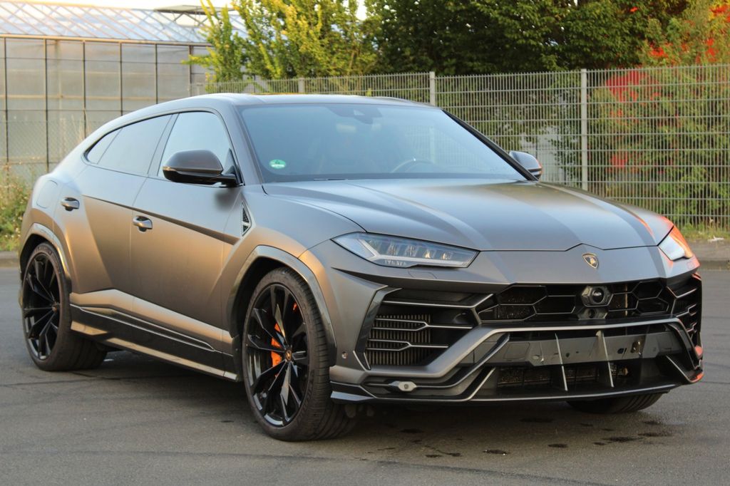 Image of Lamborghini Urus