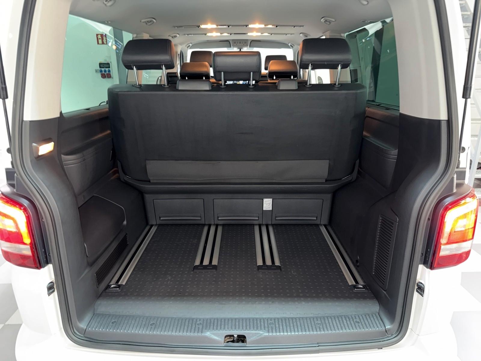 VOLKSWAGEN T5 MULTIVAN LONG 2.0 TDI 180ch 4MOTION - 7 PLACES - ATTELAGE - CAMÉRA DE RECUL - BI-XÉNON - CHAUFFAGE AUXILIAIRE WEBASTO