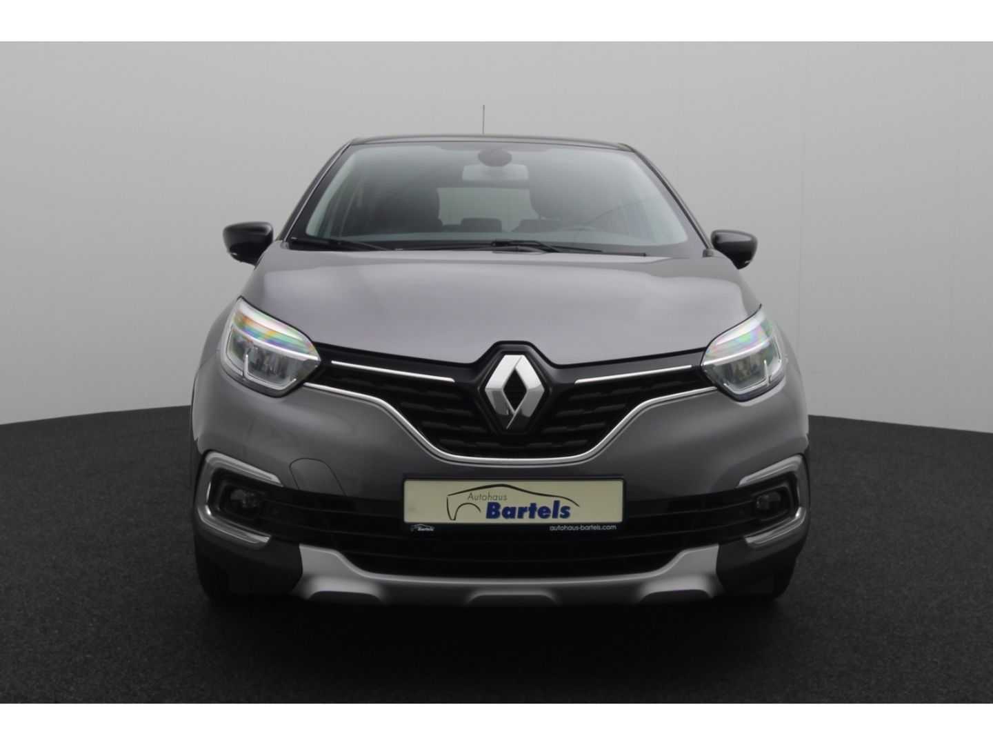 Fahrzeugabbildung Renault Captur Totwinkelass. Panorama AppleCP LED