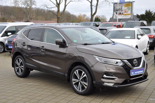 Nissan Qashqai 1.2 Aut. N-Connecta LED-NAVI-360°-KEYGO