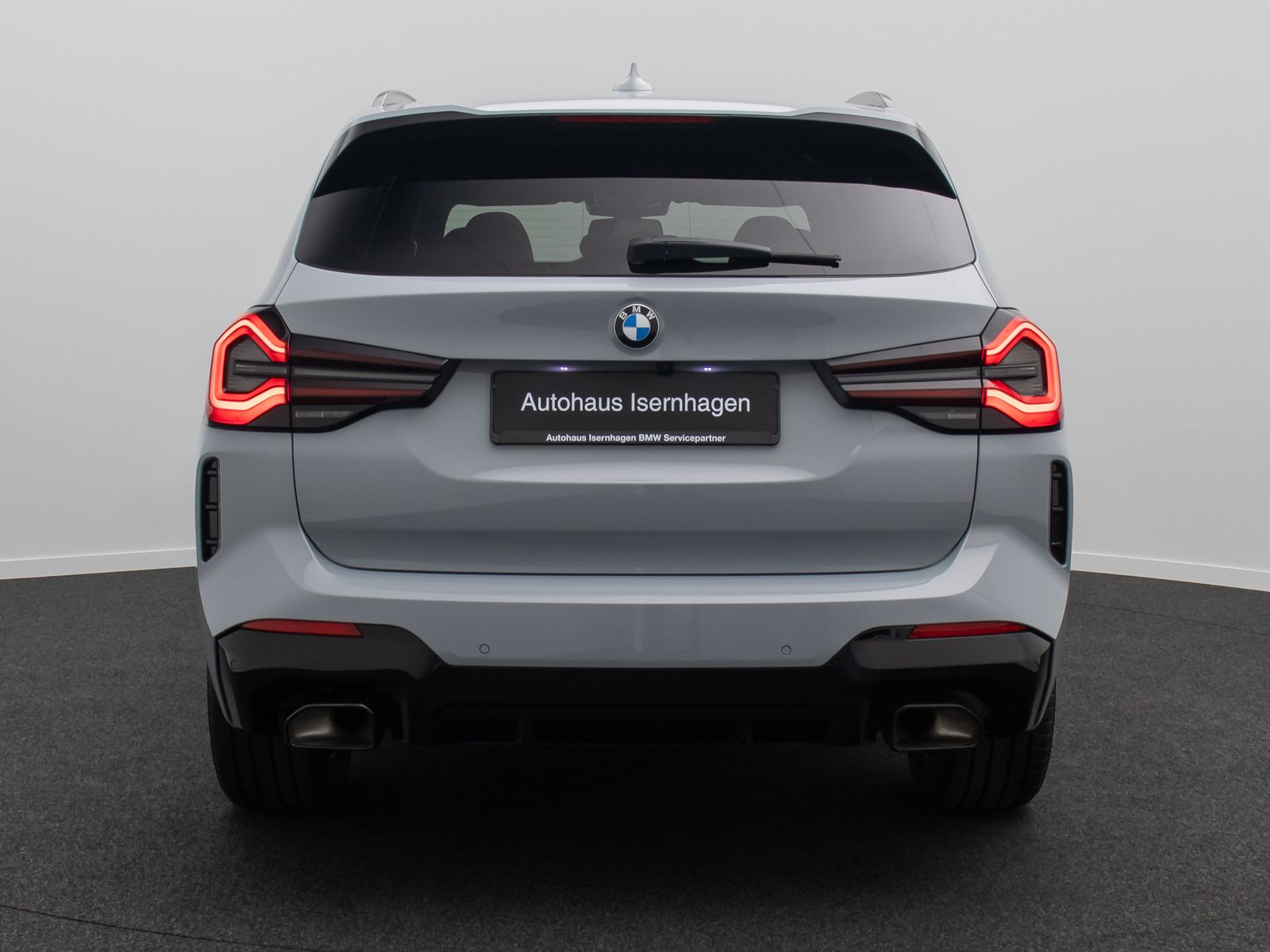 Fahrzeugabbildung BMW X3 xD30i M Sport Panorama Laser Kamera HUD HiFi