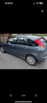 Ford Focus 1.8 Ghia Ghia - Ford Focus aus 2002: Ghia