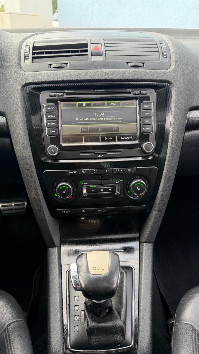 Skoda Octavia 2013 — photo 13