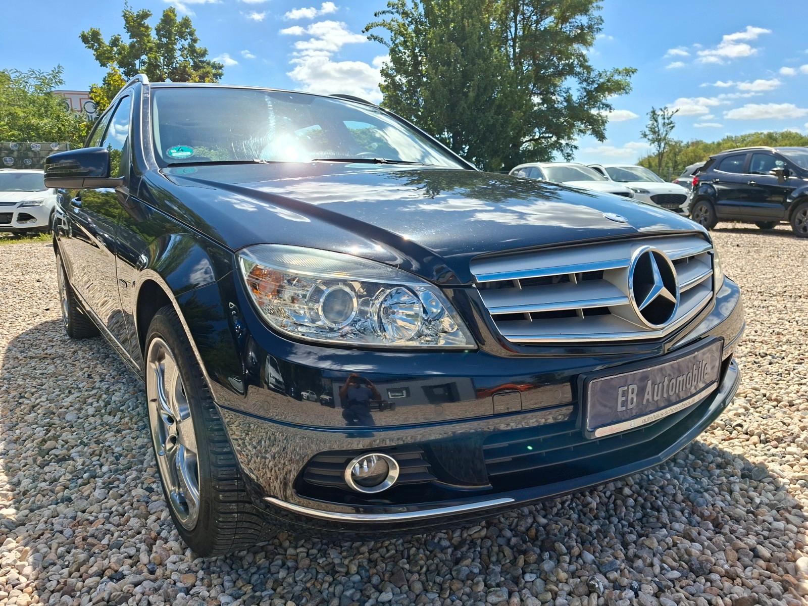 Mercedes-Benz C180 2009 — photo 40