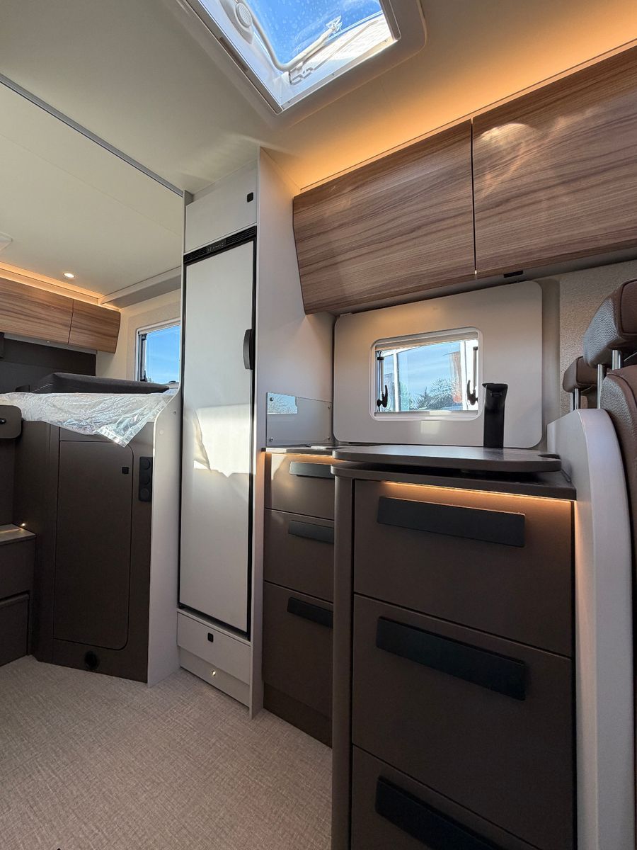 Fahrzeugabbildung Bürstner B66 TD 690