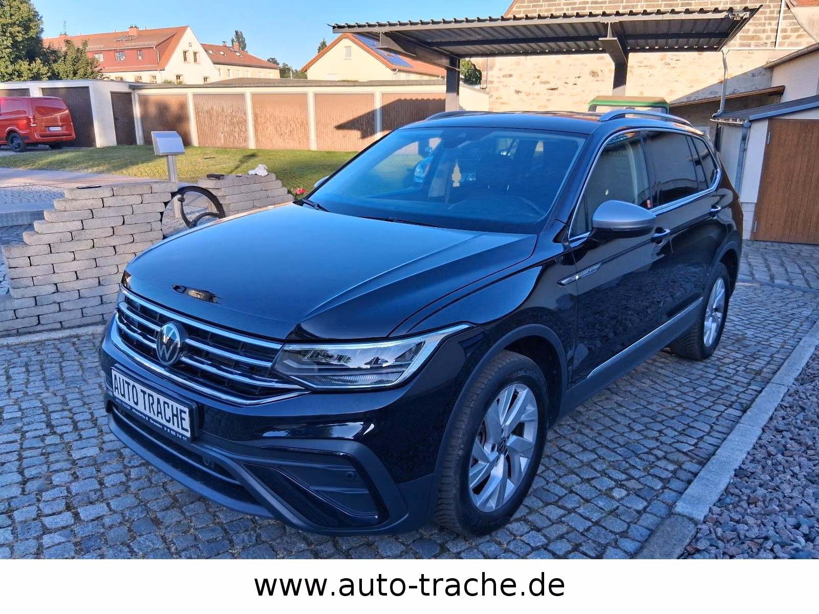 Volkswagen Tiguan  Life AHK Navi 7 Sitze GRA LED DAB Navi