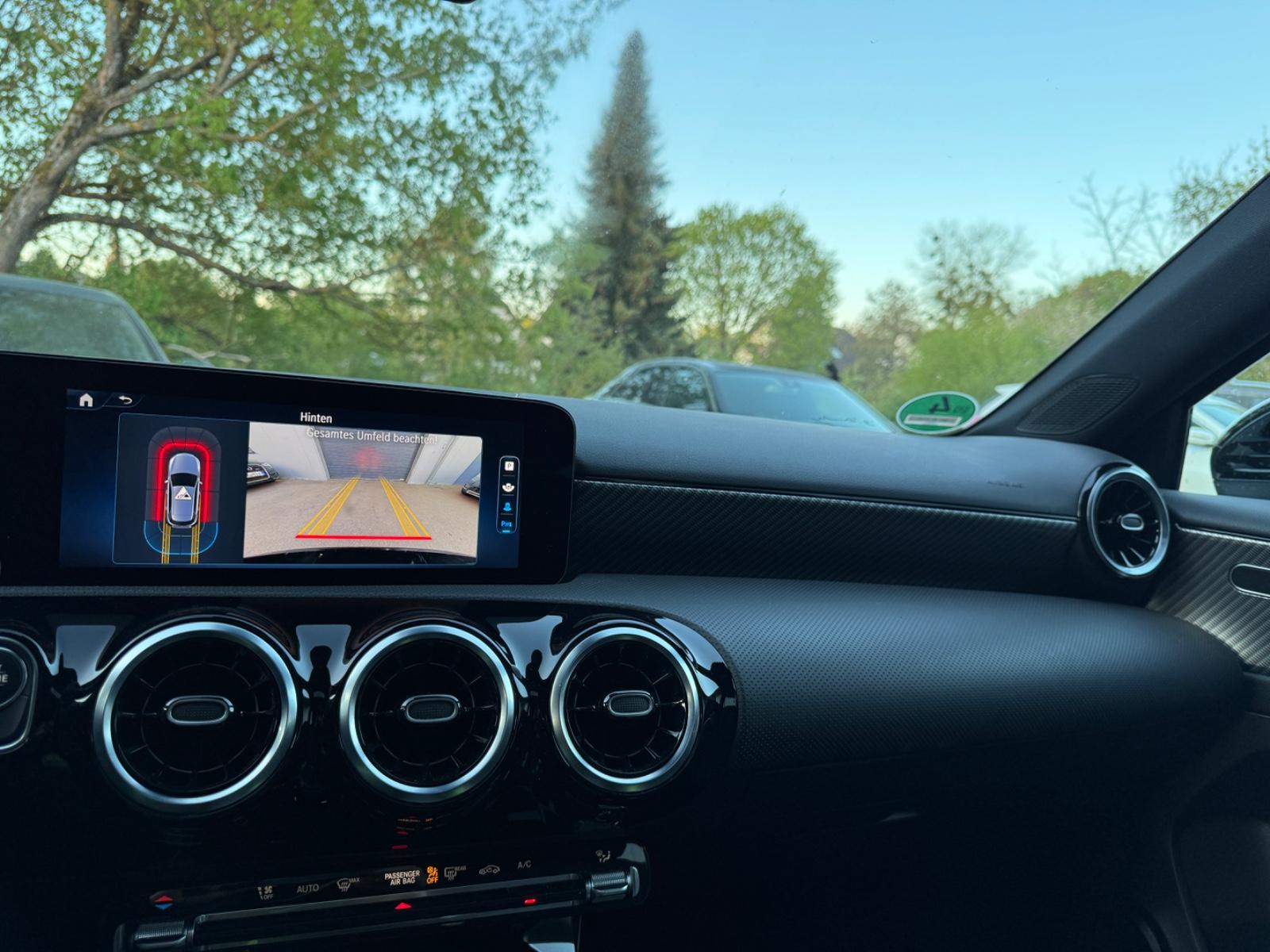 Mercedes-Benz A 180 d Automatik, Pano