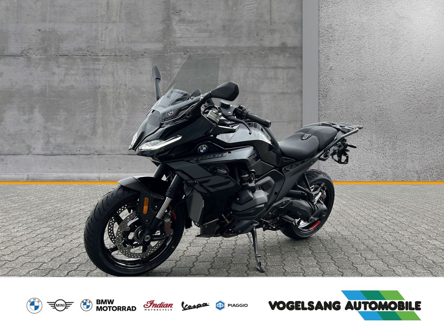 Fahrzeugabbildung BMW R 1300 RS Triple Black,TAGESZULASSUNG, Dynamik-