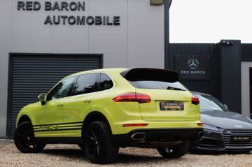 Porsche Cayenne - 6
