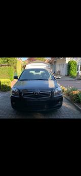 Toyota Avensis 2.0 D-4D 2007 Limousine  - Toyota Avensis aus 2007 mit Diesel-Antrieb