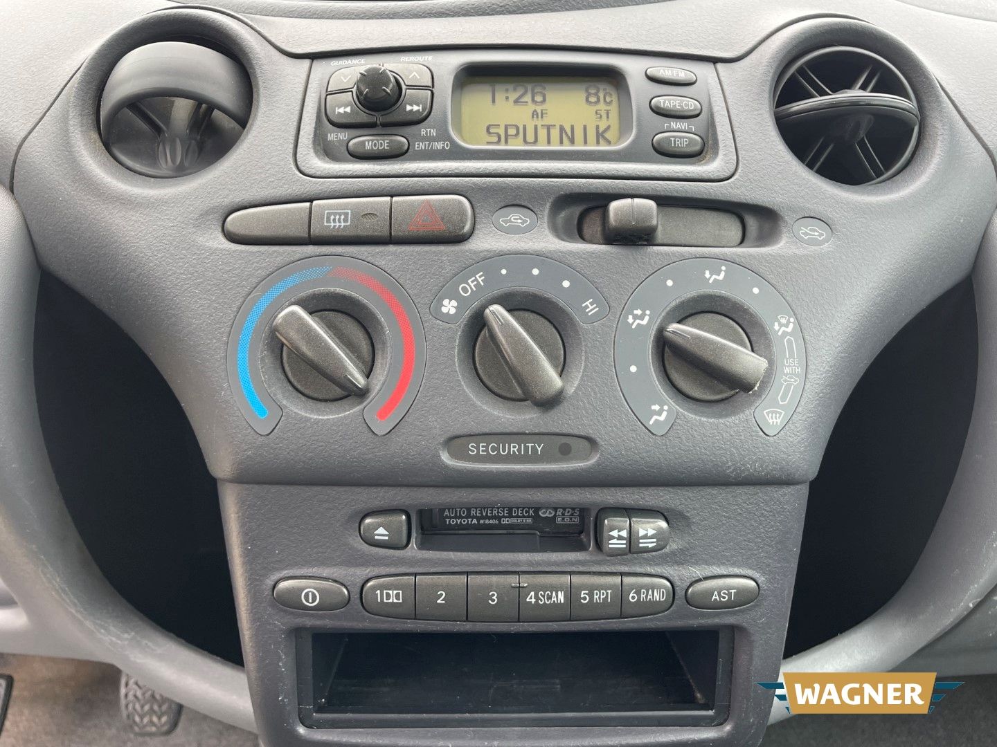 Fahrzeugabbildung Toyota Yaris 1.3 Linea Luna Servolenkung TÜV Neu