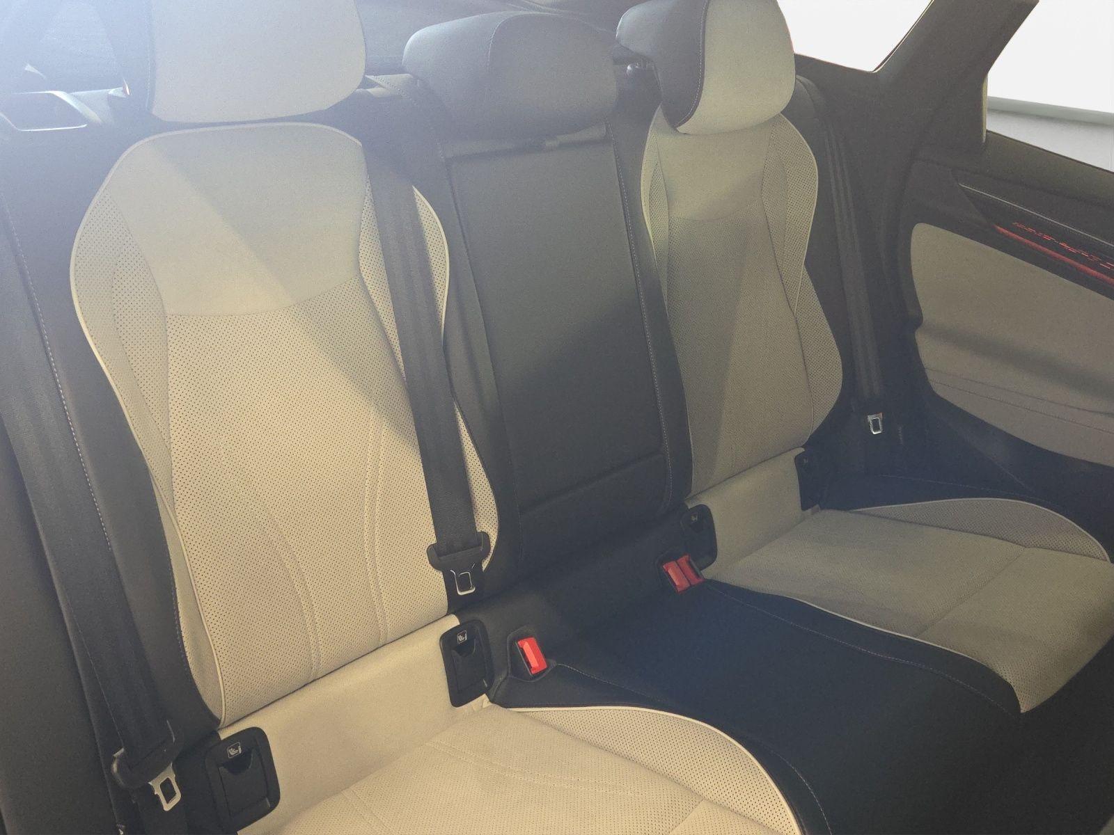 Volkswagen ID.7 Pro Black Style *Navi*Wärmep*IQ-Light*IQ-Dr