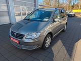 Volkswagen Touran**NAVI+SITZHEIZUNG+DACHRELING** - gebrauchte VW Touran aus dem Jahr 2009
